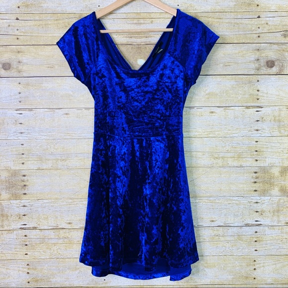 Forever 21 Dresses & Skirts - Forever 21 Dress Cutout back Crushed velvet Blue